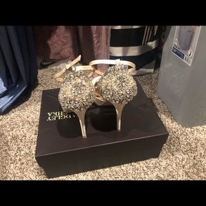 Badgley mischka heels